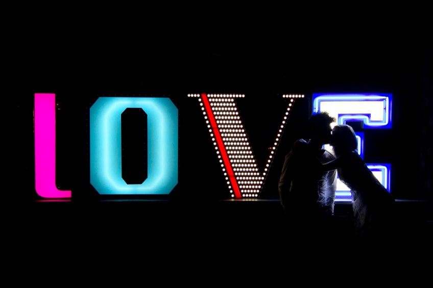 Lighting Stores: Meet DelightFULL's Graphic Collection