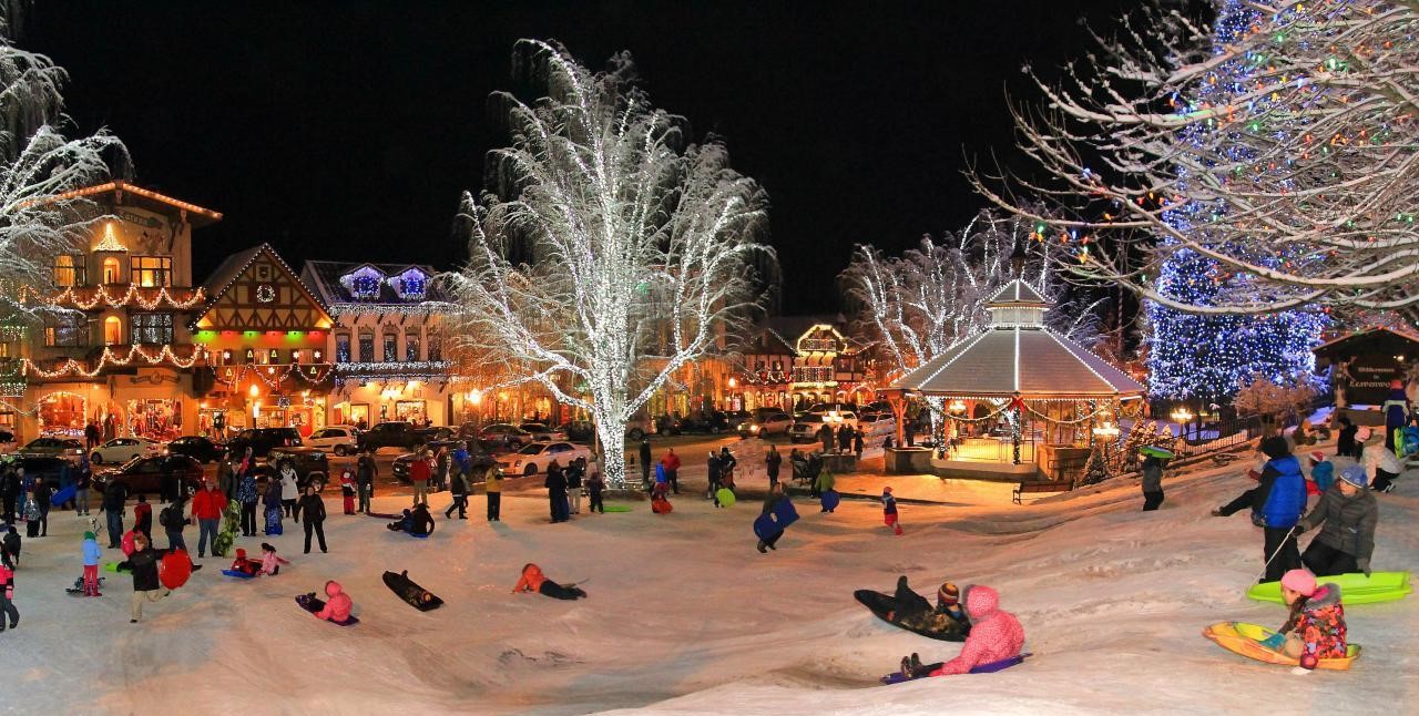 6 Days To Christmas The Most Amazing Christmas Towns Around The World 10 Days To Christmas