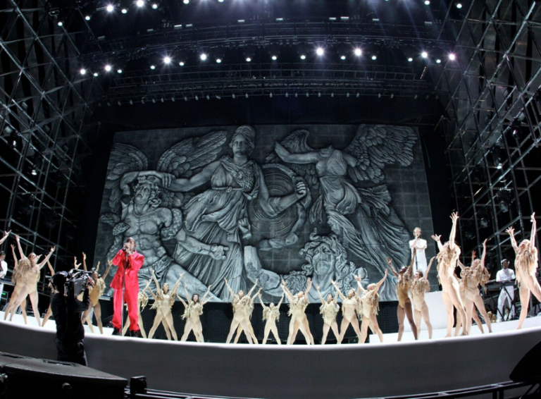 Meet David Korins The Set Designer Behind Hamilton